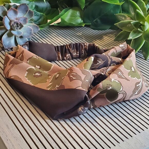 Anthropologie Top Knot Sateen Floral Print Headband - Picture 2 of 5